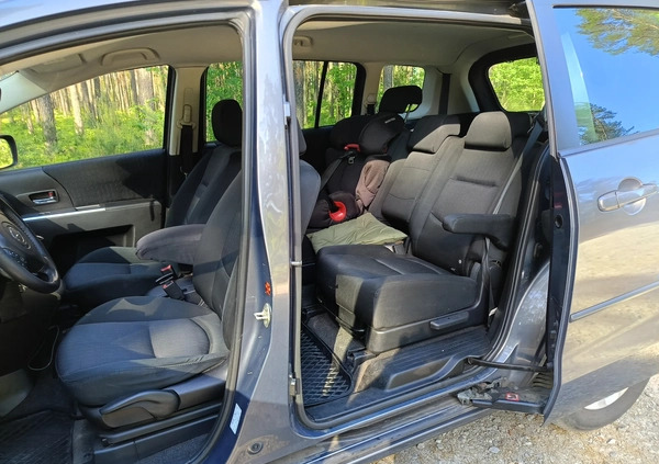 Mazda 5 cena 17900 przebieg: 236000, rok produkcji 2009 z Łęczyca małe 92